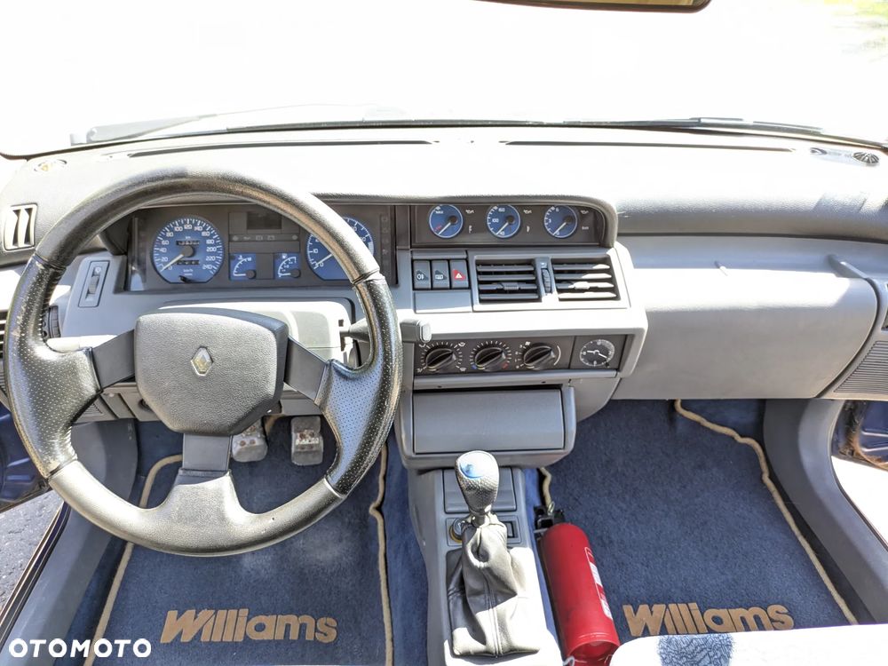 Renault Clio - 14