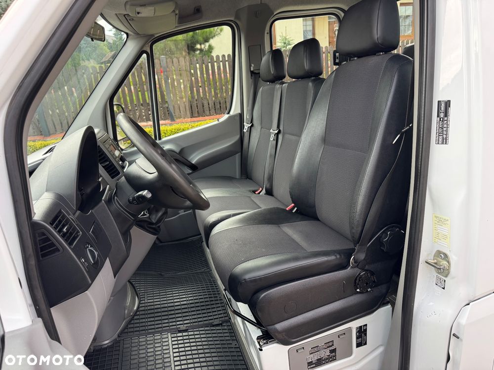Mercedes-Benz Sprinter - 8