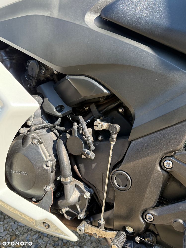 Honda CBF - 12