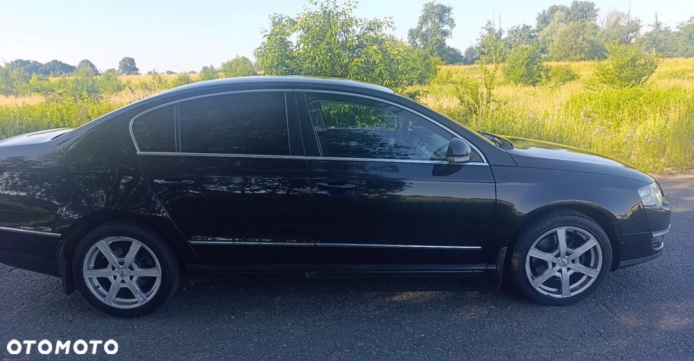Volkswagen Passat 2.0 TDI DPF Comfortline - 4