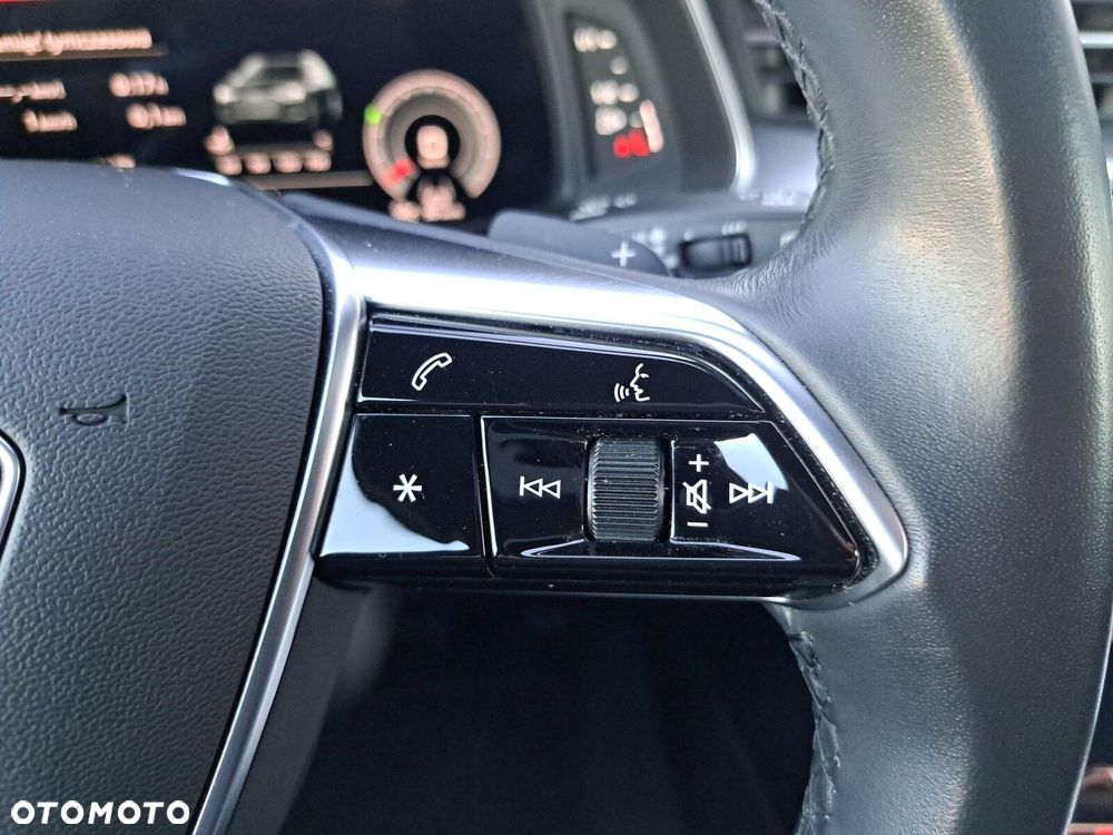Audi A6 Avant 45 TFSI mHEV Quattro S tronic - 17