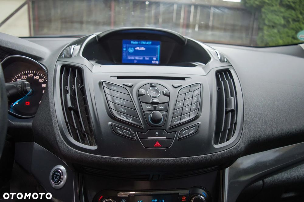 Ford Kuga 2.0 TDCi 2x4 Titanium - 21