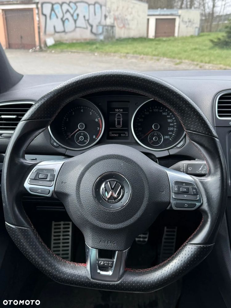 Volkswagen Golf 2.0 GTI - 14