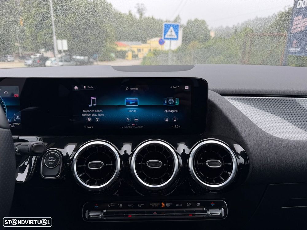 Mercedes-Benz GLA 250 - 37