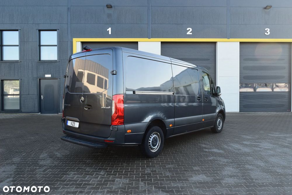 Mercedes-Benz Sprinter 319 V6 3.0 LED*Navi*Distronic*Webasto - 5
