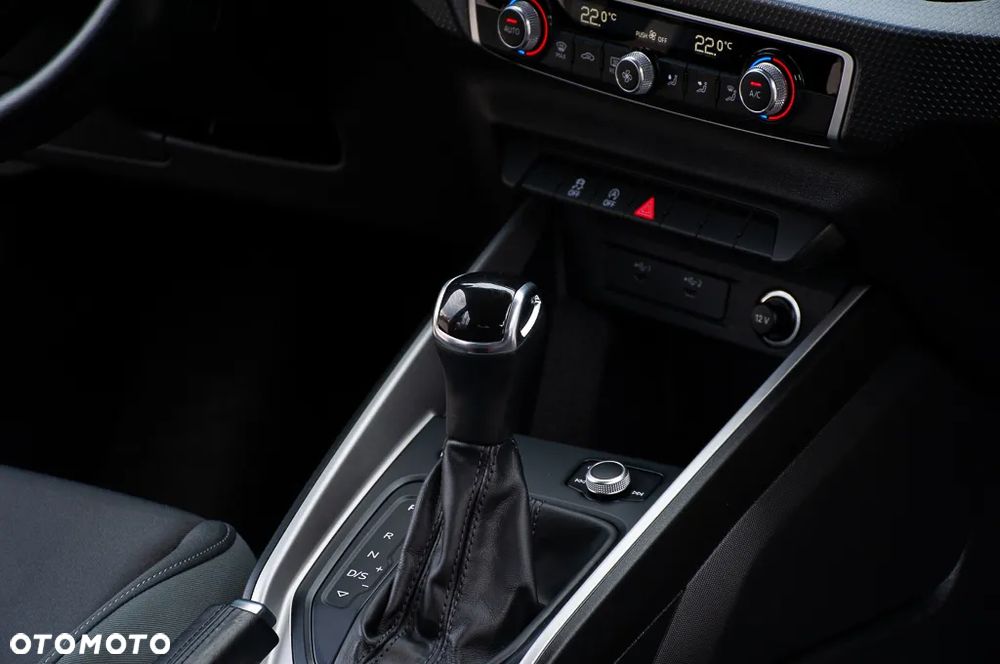 Audi A1 Sportback 35 TFSI S tronic S line - 22
