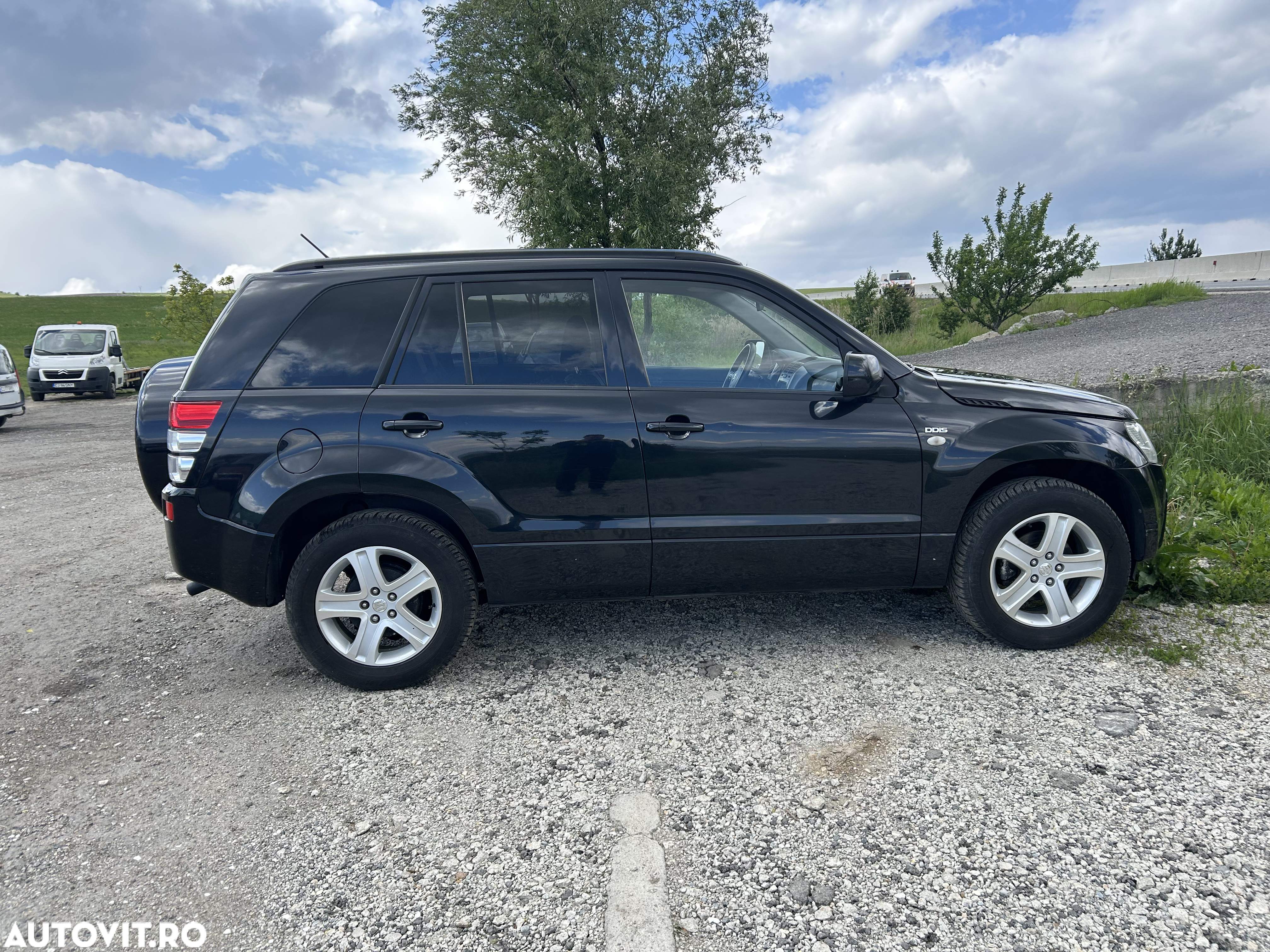 Suzuki Grand Vitara 1.9 DDiS Comfort DPF - 4