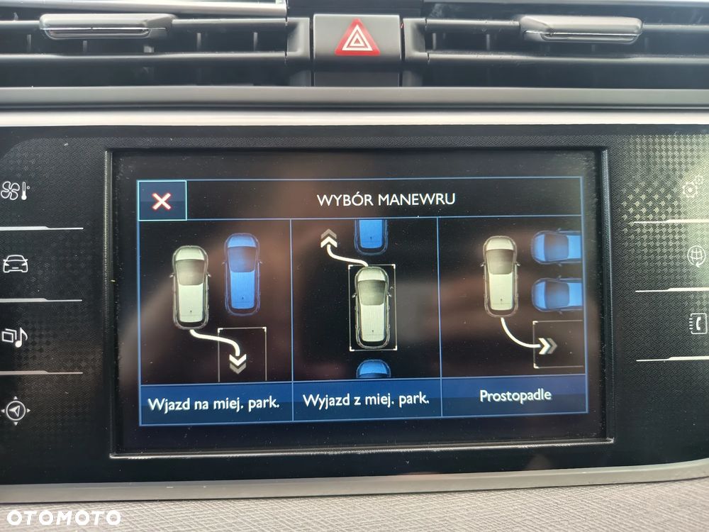 Citroën C4 Grand Picasso BlueHDi 150 SHINE - 24