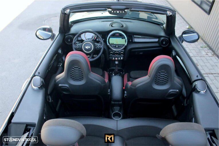 MINI Cabrio John Cooper Works - 15