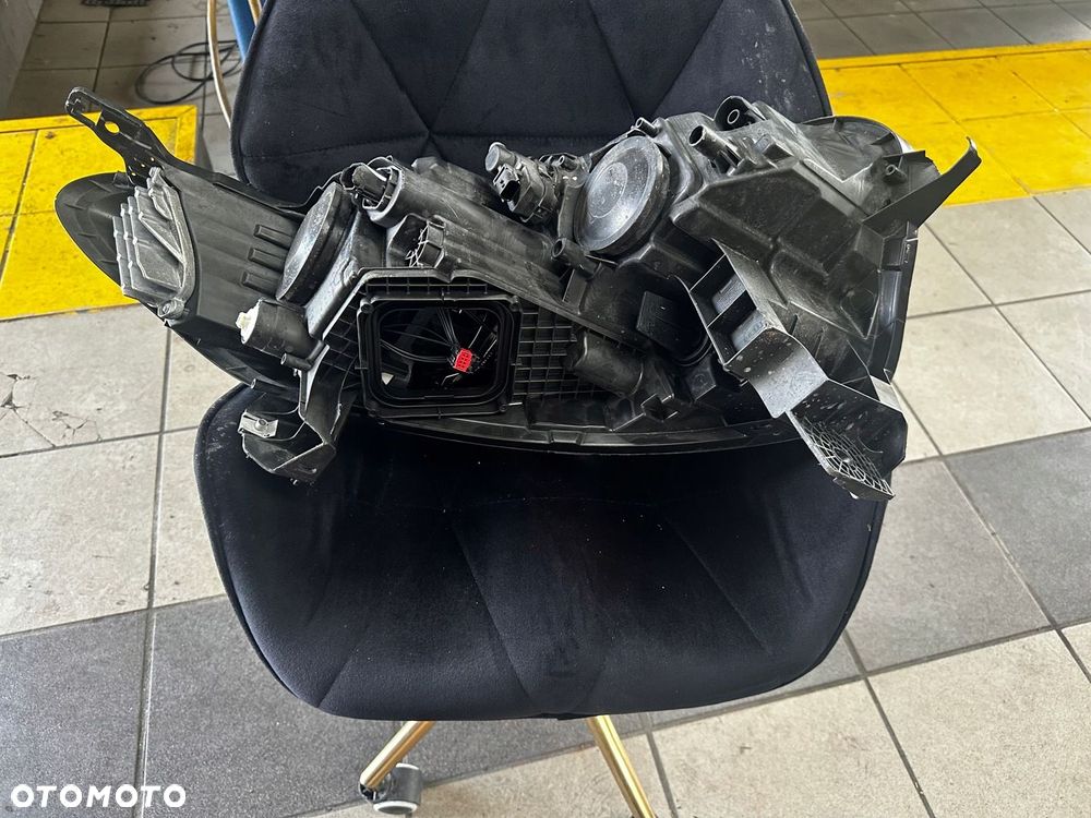RENAULT KADJAR REFLEKTOR LEWY SOCZEWKA LED LAMPA LEWA 260602051R - 12