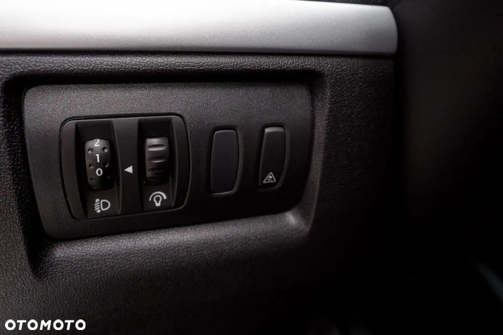 Renault Clio 1.2 16V TCE Night&Day - 13