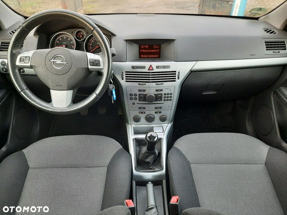 Opel Astra - 10