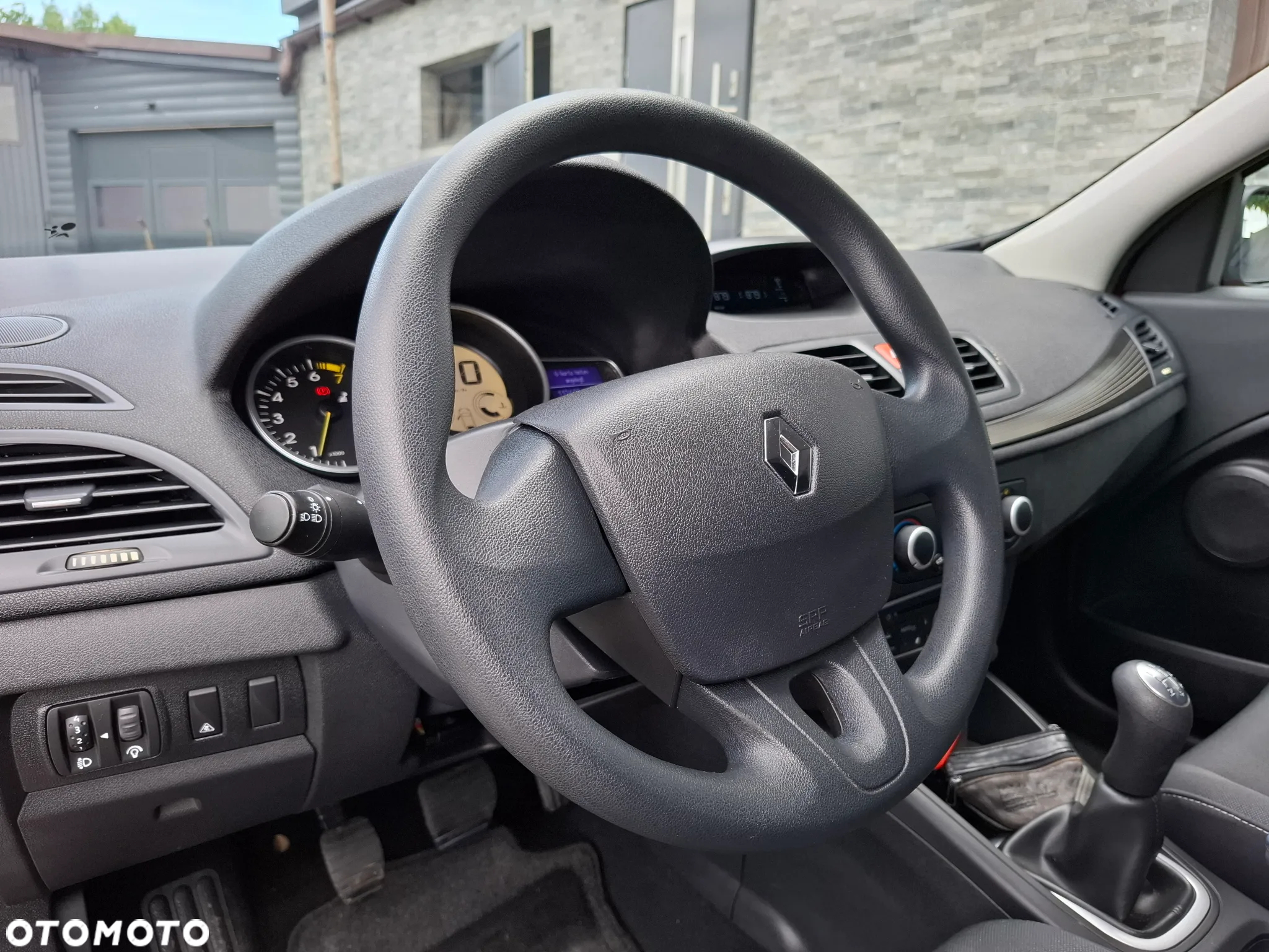 Renault Megane 1.6 16V 110 Authentique - 17