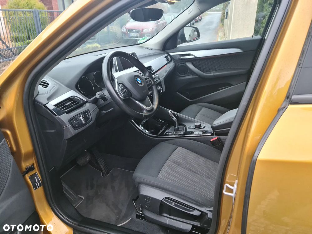 BMW X2 sDrive20i Advantage Plus - 26