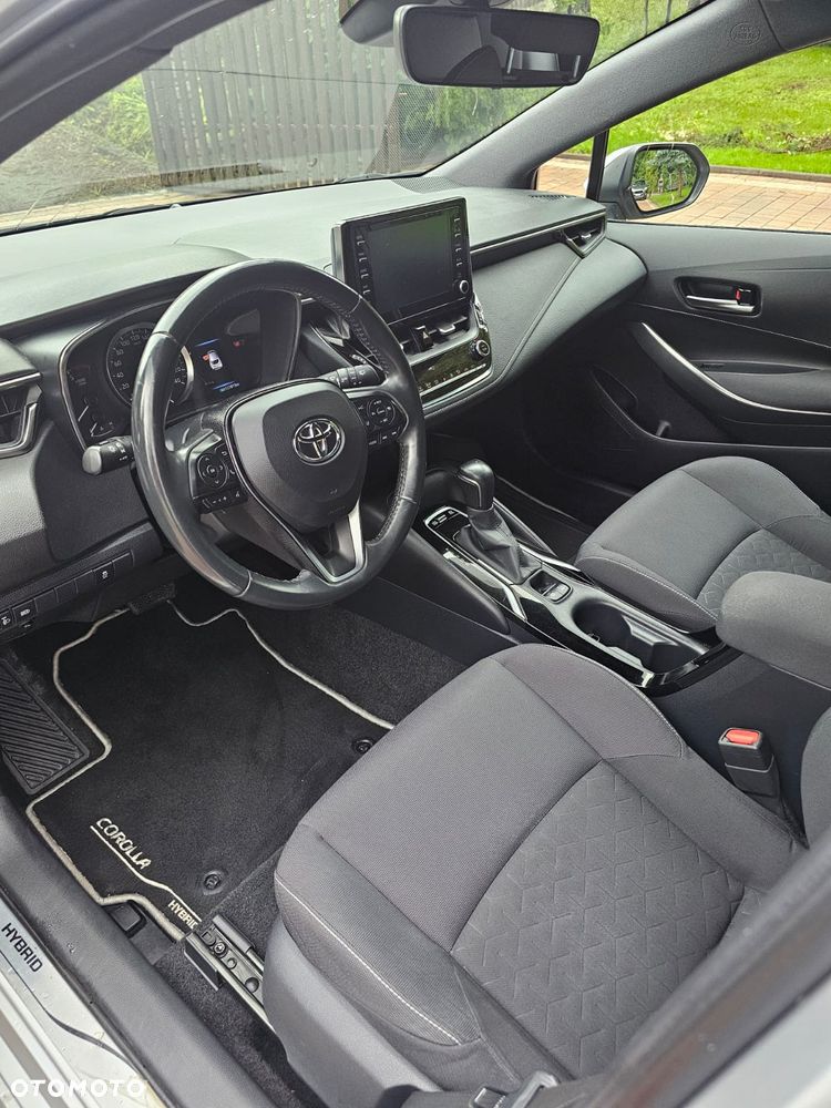 Toyota Corolla 1.8 Hybrid Club - 13