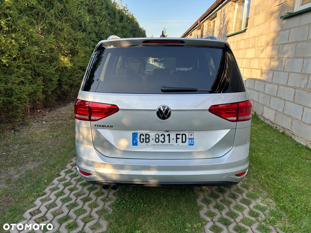 Volkswagen Touran 2.0 TDI SCR DSG Comfortline - 6