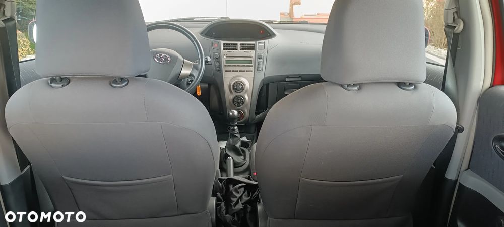 Toyota Yaris 1.33 Luna - 10