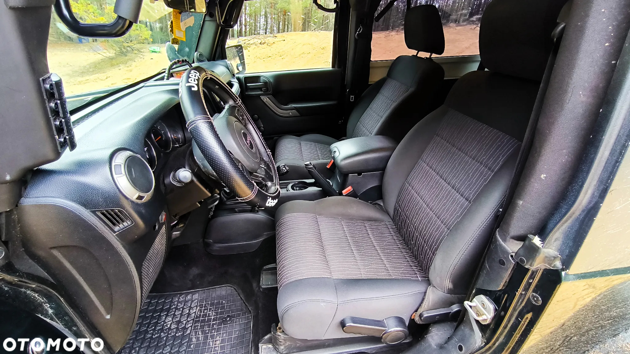 Jeep Wrangler - 19