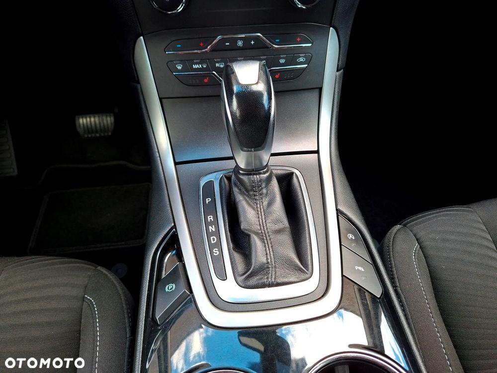 Ford S-Max 2.0 TDCi Trend PowerShift - 33