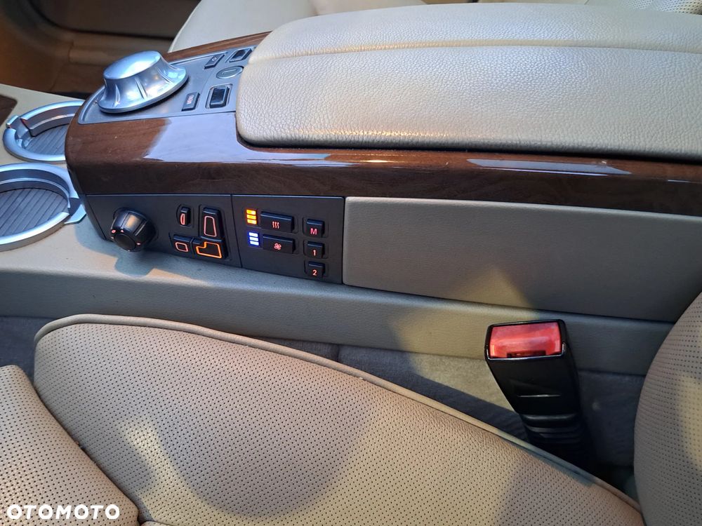 BMW Seria 7 730d - 28