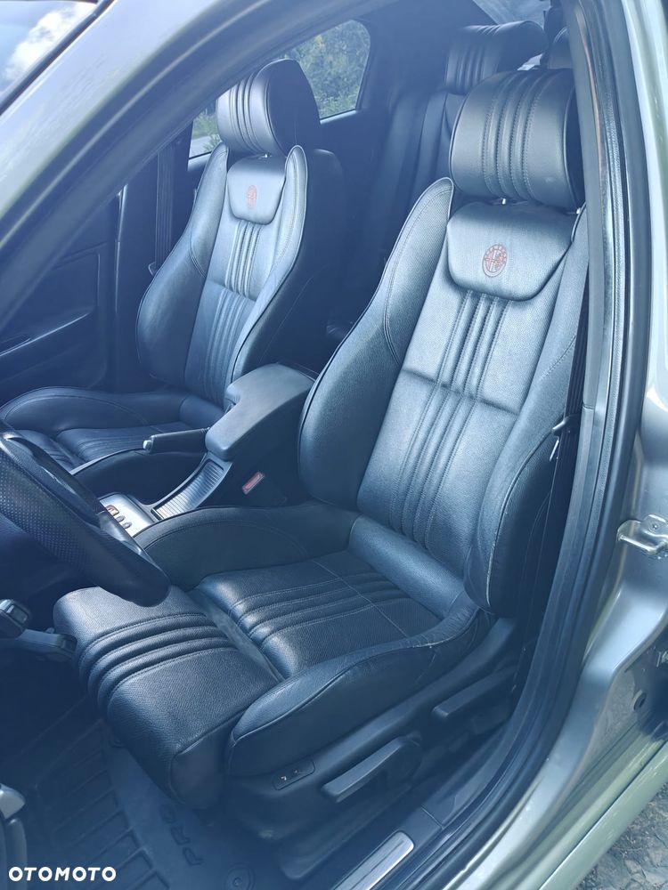Alfa Romeo 159 1.9JTDM Q-ti - 8