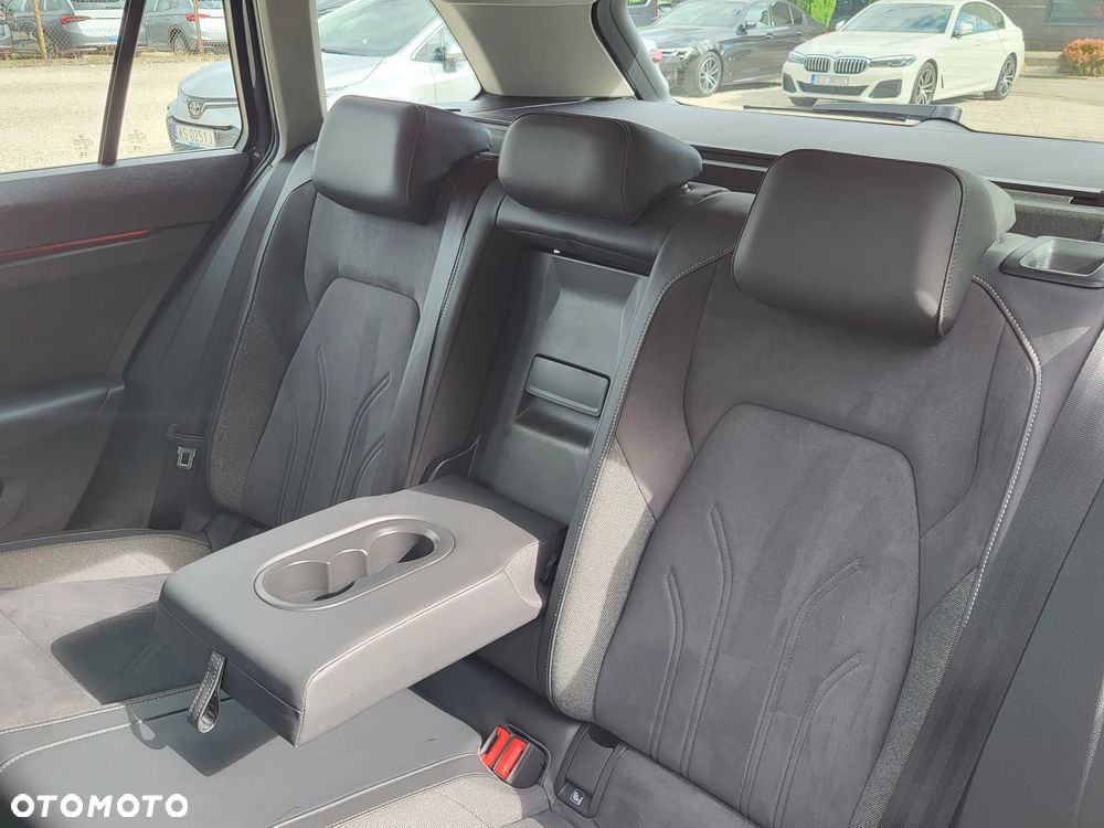 Volkswagen Golf 1.5 eTSI EVO Life DSG - 10