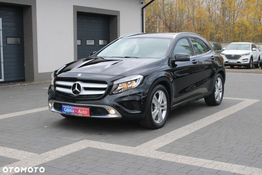 Mercedes-Benz GLA - 2