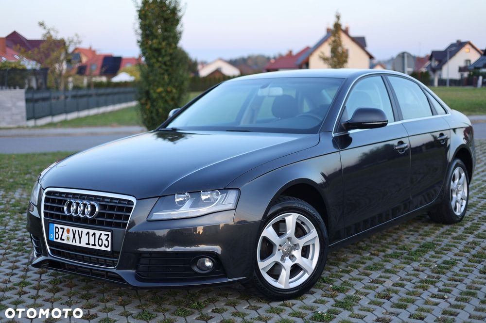 Audi A4 Limousine