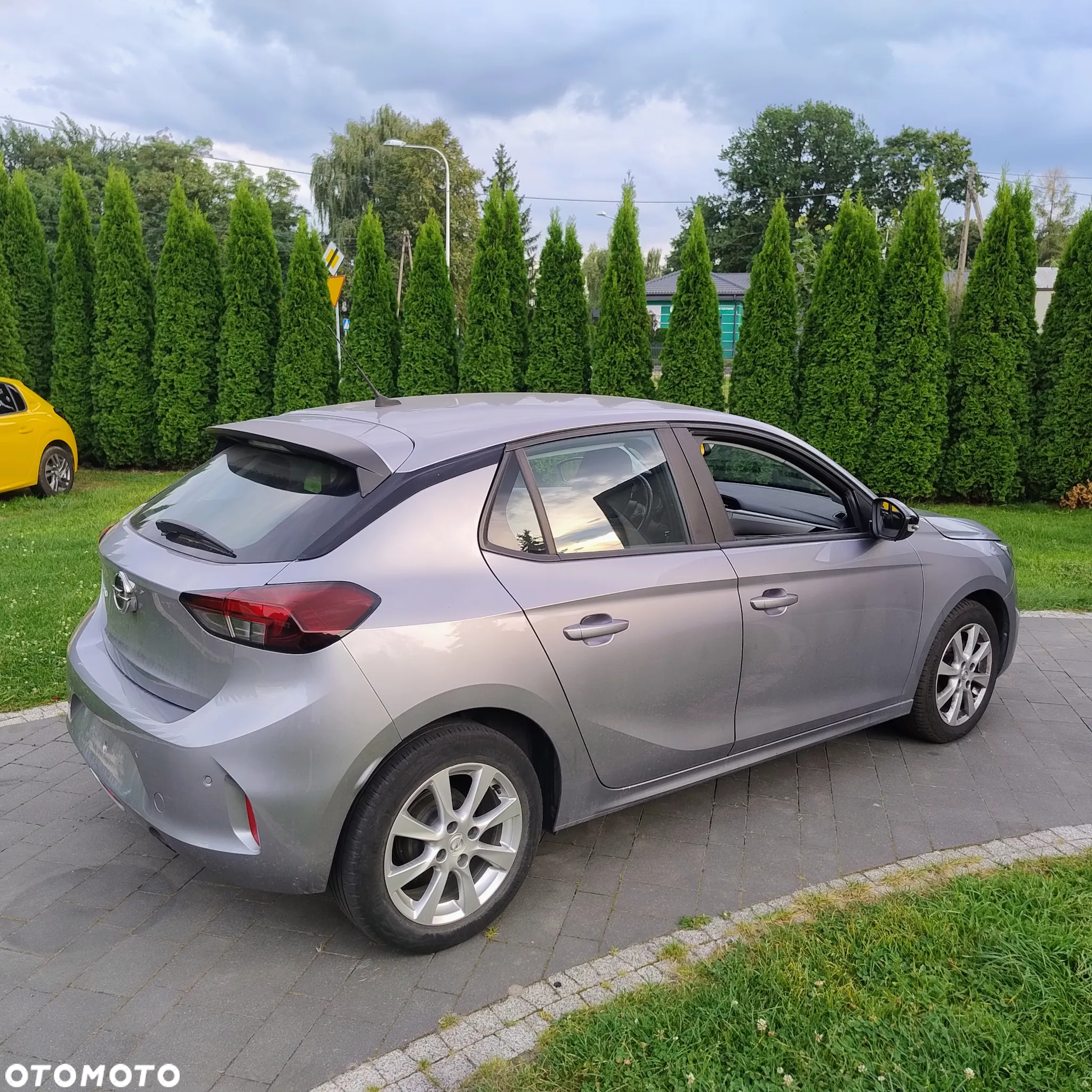 Opel Corsa 1.2 Elegance S&S - 4