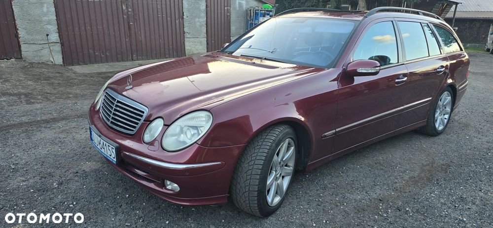 Mercedes-Benz Klasa E 320 CDI T Avantgarde - 17