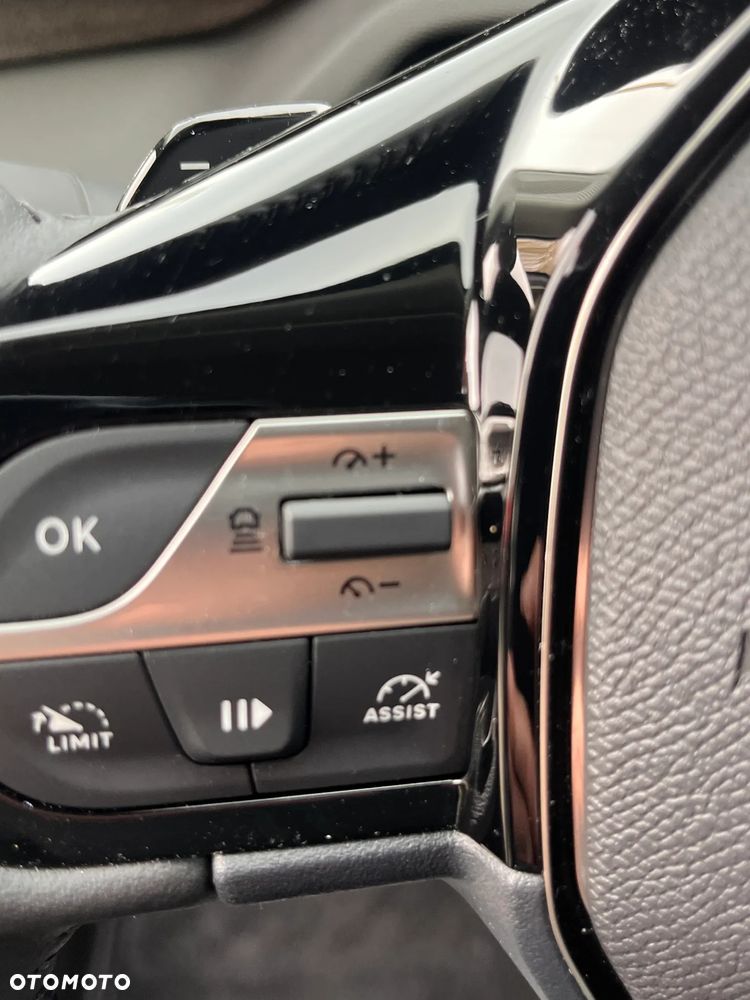 Peugeot 308 1.5 BlueHDi Allure S&S EAT8 - 12