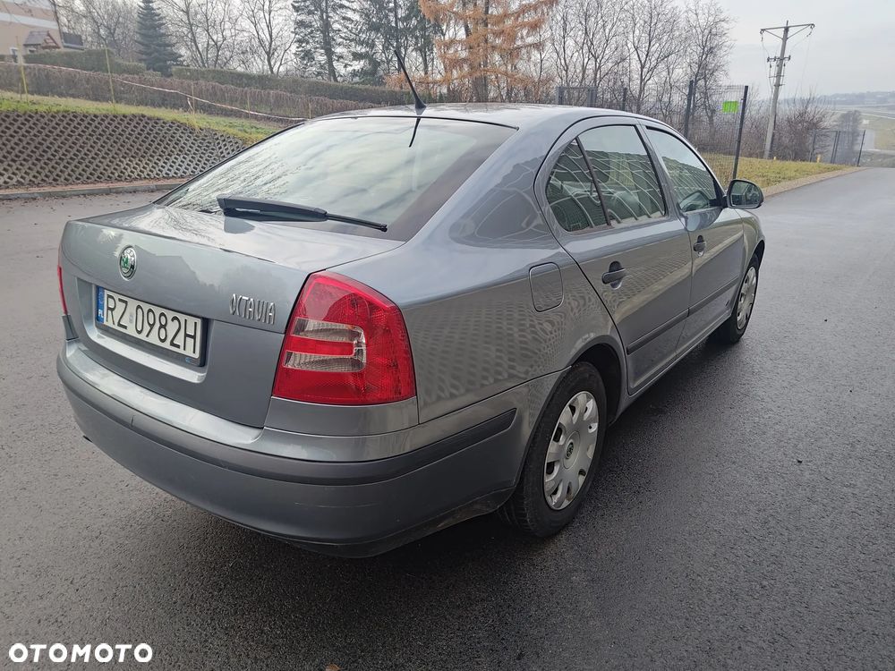 Skoda Octavia 1.6 Tour Classic - 4