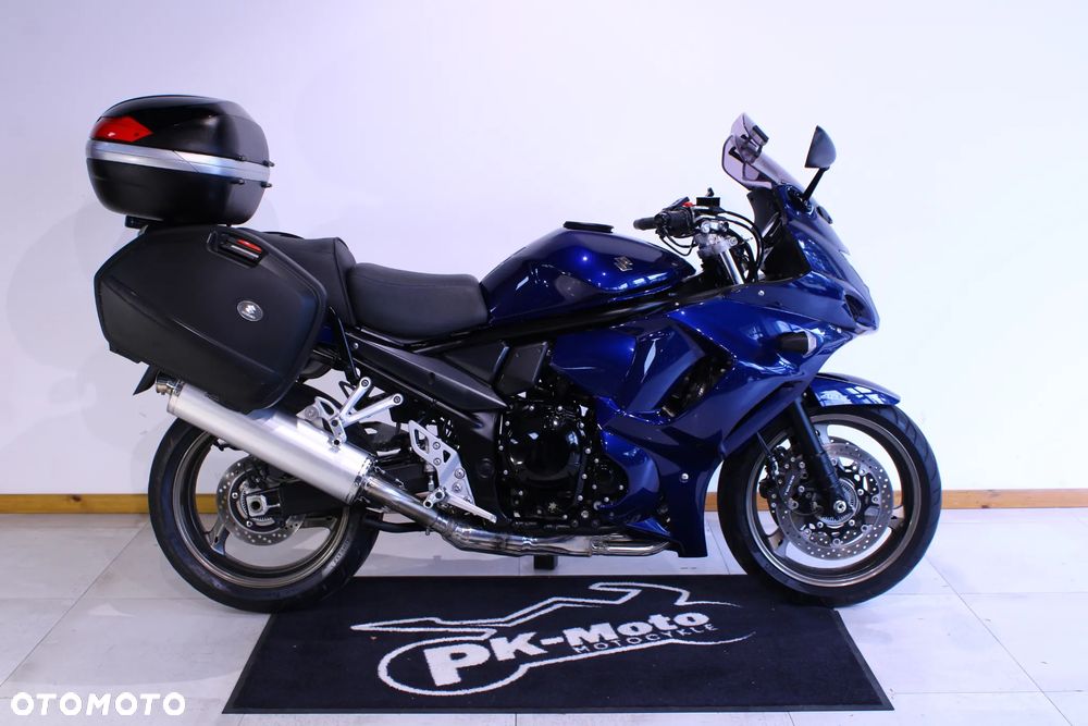 Suzuki GSX - 1