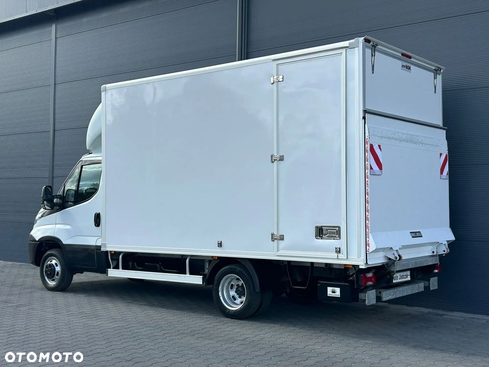 Iveco Daily 40C18 35C18 3.0 HPI Kontener 8 palet + winda 750kg + drzwi boczne **Climatronic**Serwis**Sprowadzony** - 3