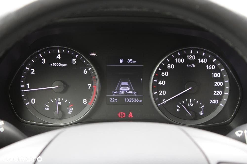 Hyundai i30 - 23