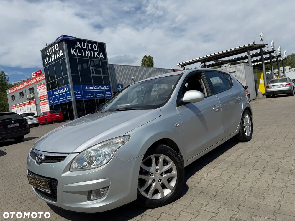Hyundai i30 1.6 Comfort - 1