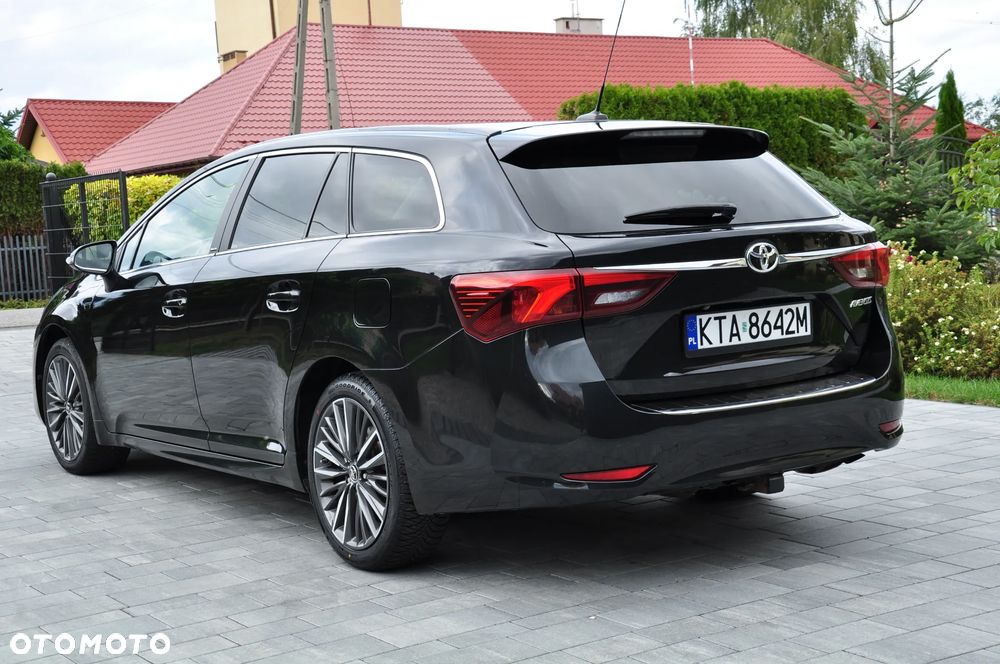 Toyota Avensis Touring Sports 1.8 Edition S+ - 15
