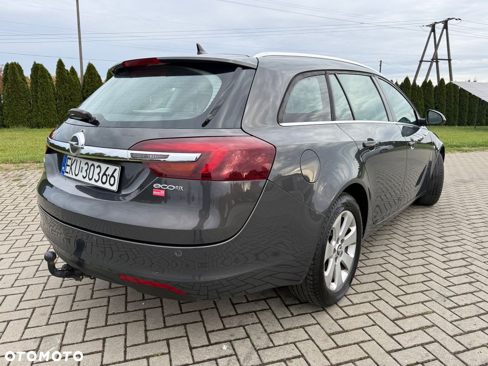 Opel Insignia - 12