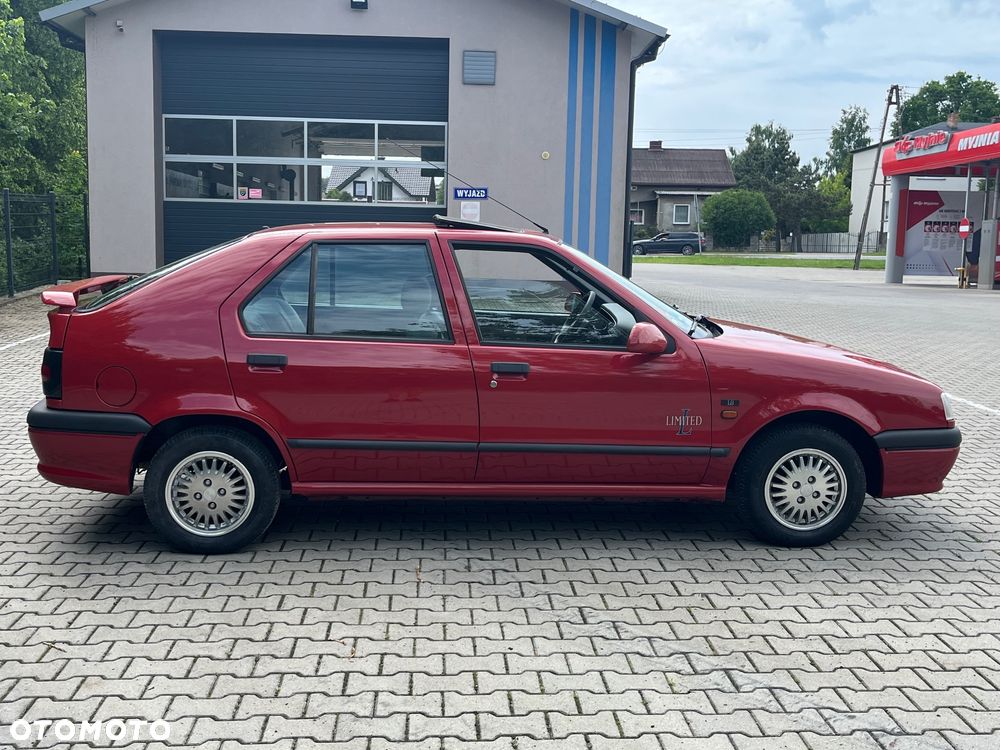 Renault 19 1.8 RN - 37