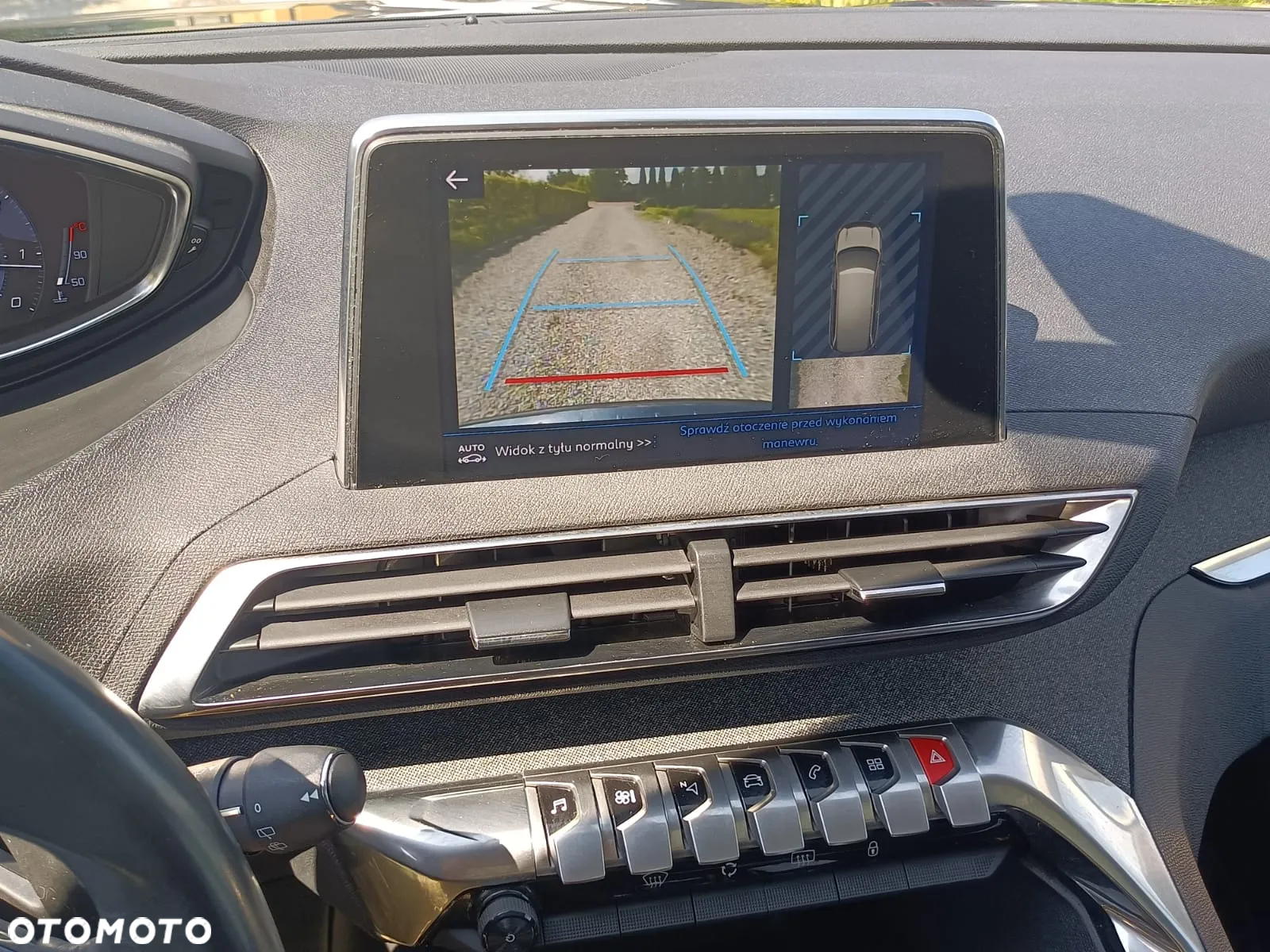 Peugeot 5008 - 17