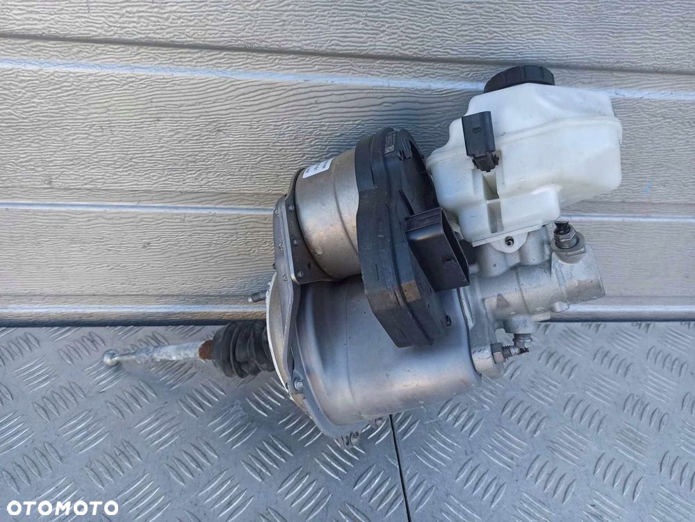 AUDI A3 8Y SERWO HAMULCOWE POMPA 5W8614105T - 3