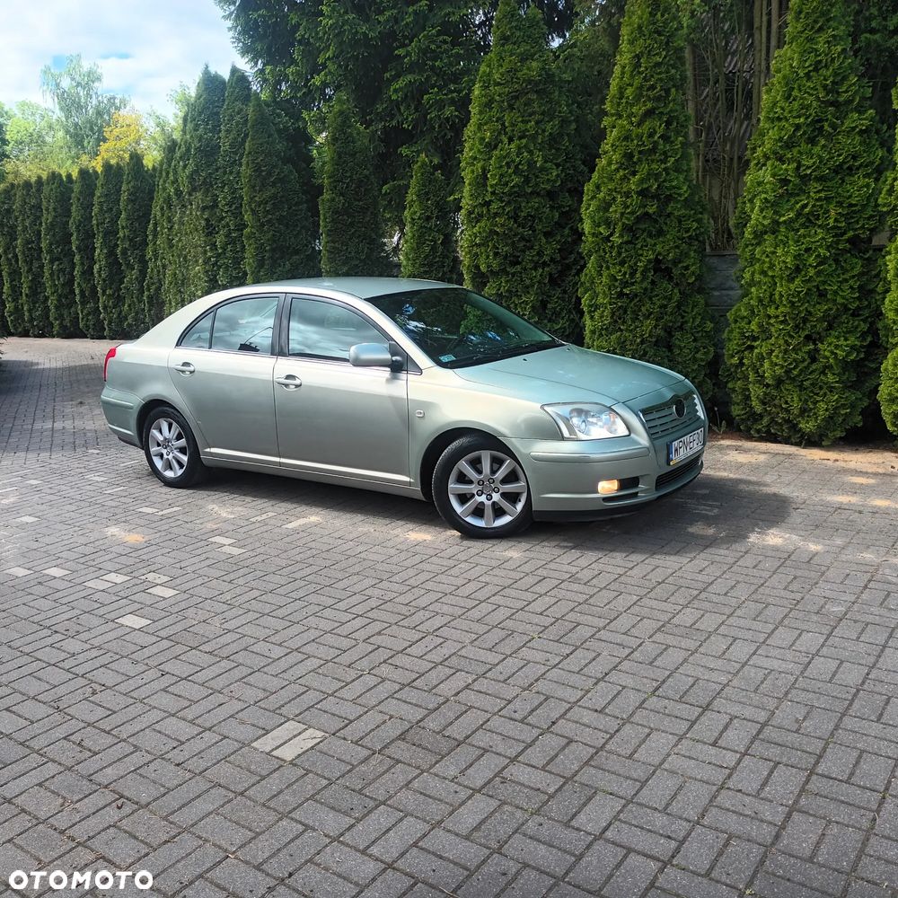 Toyota Avensis 2.0 VVT-i Sol Plus - 2