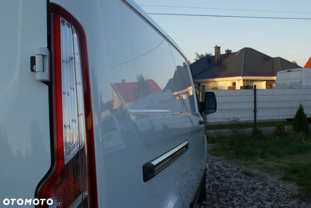 Ford Transit Custom - 23