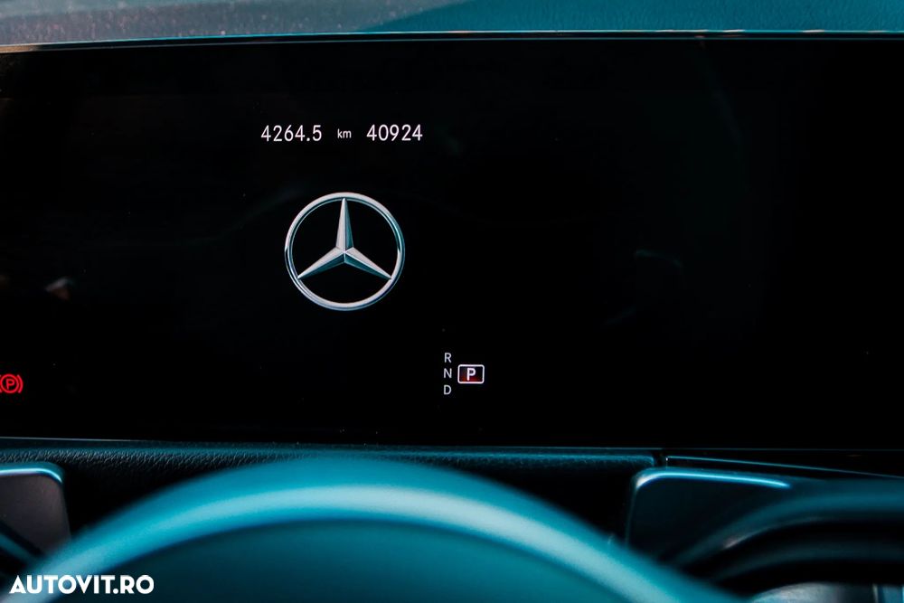 Mercedes-Benz GLB 180 7G-DCT - 26