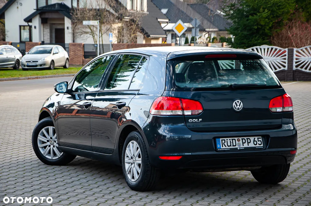 Volkswagen Golf 1.6 Edition - 10
