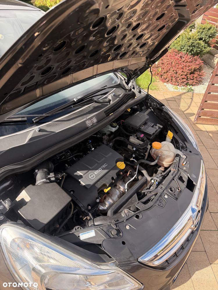 Opel Corsa 1.2 16V Cosmo - 33