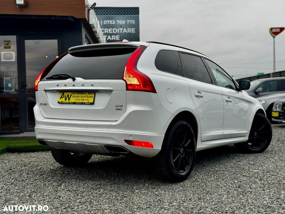 Volvo XC 60 D4 AWD Geartronic Summum - 16