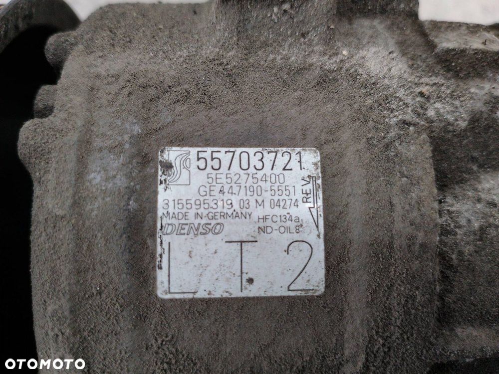 SPRĘŻARKA KLIMATYZACJI OPEL CORSA D 55703721 5E5275400 GE447190-5551  DENSO - 2