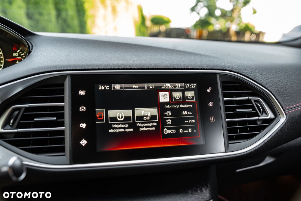 Peugeot 308 BlueHDi 150 EAT6 Stop & Start GT-Line Edition - 32
