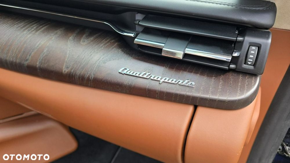 Maserati Quattroporte - 22